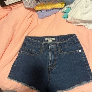 Refuge shorts worn once size 00